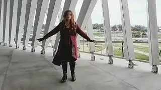 Scarlet Witch Cosplay BGS