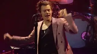 HARRY STYLES - Woman Live Sweden 18/3