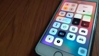 iPhone Dark Mode | iOS 11 invert colors Update