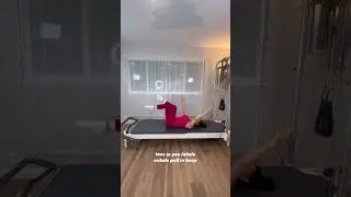How to engage your Core Beginner Modified Dead Bug (Form Tips For Beginners Back Pain Relief)