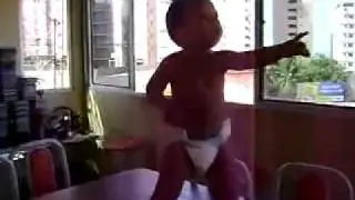 Bebe Brasileño Baila Samba - Brazilian Baby Dancing the Samba