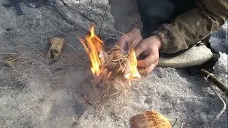 ДОБЫЧА ОГНЯ ТРЕНИЕМ! УЧИМСЯ ДОБЫВАТЬ ОГОНЬ ЗА 1,5 МИНУТЫ!