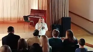 Приветственное слово:  Тихоненко Елена Викторовна ミンスクの第2ギムナジウム、ベラルーシ