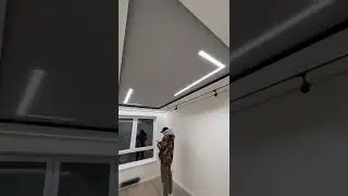 Двухуровневый тканевый натяжной потолок Color Back на профильной системе.