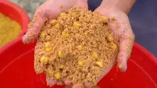Benzar Mix bordás kosaras pontyozó szett vödörrel
