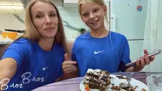 VLOG: Провожаем племянницу / Вкусные сорта томатов / Собираем помидоры / Истории из нашей жизни