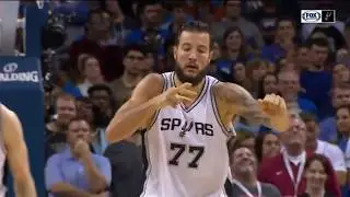 Spurs' Joffrey Lauvergne Dislocates Finger, Coach Popovich Disgusted