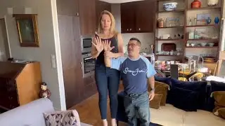 Tall Blonde Women in Jeans and Heels Height Comparison Short 5ft Man!