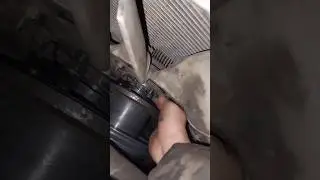 Супер способность откручивать гайки двумя пальцами 🔩