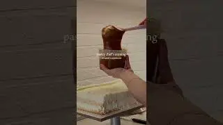 Собираю торт на 35 человек😍 Угадаете итоговый вес с декором? #торт #кондитер