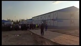 Межрасовый конфликт на вахте Таджики против Киргизов #вахта #север #работа #конфликт