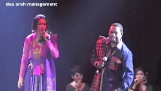 Lea Simanjuntak & Edo Kondologit - Sik Sik Sibatumanikam & Sajojo