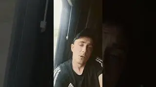 😑