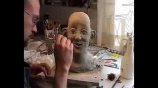 Making a handpuppet in latex and polyfoam with Makeup-FX.com