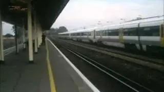 T16-V07-10 Car Southeastern Networker Passing Paddock Wood (22/09/2005)