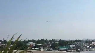 ATR-72 white color RP-C6638 landing Tan Son Nhat airport.