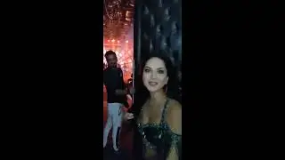 Sunny Leone Live