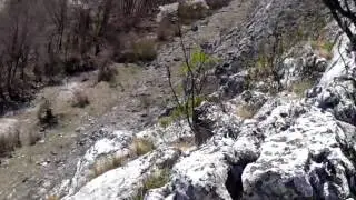 Поглед от Морвешките скали към габровския язовир и Балкана
