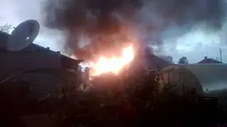 Пожар на ул. Озерной в Бердске
