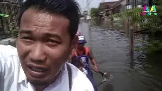PEKALONGAN BANJIR, TERPAKSA PAKAI PERAHU