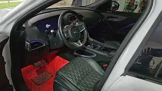 JAGUAR F-PACE SVR LUXURY SPORT INTERIOR