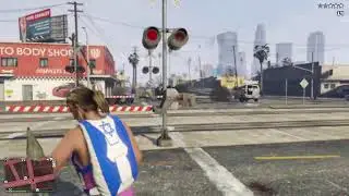Fille QC joue live endirect  GTA5 Sumo Remix