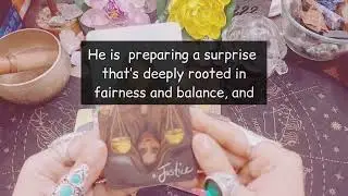 He is 🫶planning a 😮 surprise for you🌸This will happen suddenly 😳...!!🎀💕💖Tarot Love Reading