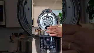 NEW Instant Pot Duo Crisp with ULTIMATE LID Multi Cooker + Air Fryer first look