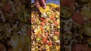 EASY CHEESY Nachos