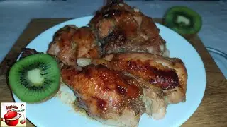Курица в духовке. Супер вкусная. Маринад просто находка.