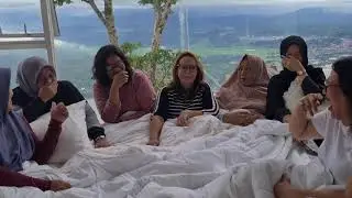 Tongkonan Lempe Resort Lolai Toraja - Negeri di atas awan
