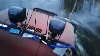 На ниве 4х4  в брод через камыш