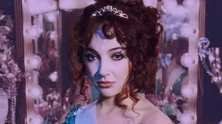 Kate Bush vs. Chappell Roan - Hounds of Love / California (Mashup)