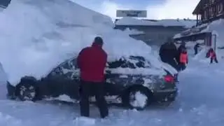 Снежком в машина