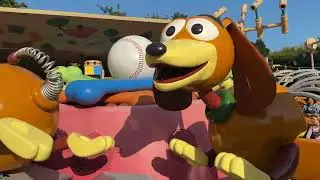 Slinky Dog Spin Ride in Toy Story Land | Hong Kong Disneyland