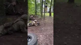 Тренировочный процесс. Один из вариантов метания гранат. ОДВС #shorts#army#military#спецназ #война