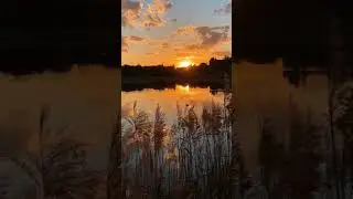 Закат на озере