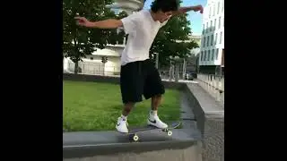 Going for those combo points with @deeddz 🎥: @pekkaaa | Shralpin Skateboarding