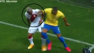 Richarlison vs Miguel Trauco (Peru vs Brasil 4 a 2) | ¿Falta o Expulsion?