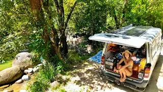Simplistic Van Living
