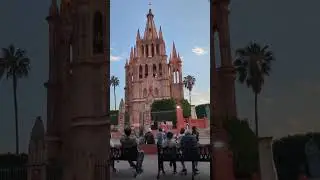 Scenes from my trip to teach workshops in #sanmigueldeallende.  Falling for #queretaro on the way!