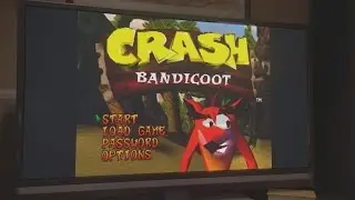 Uncharted 4 - Nathan Drake Plays Crash Bandicoot Scene