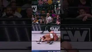 Shaq with the finisher 😳