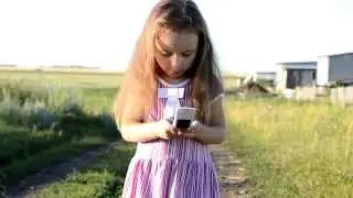 Девочка кричит Тагил. Прикол.
