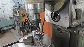 ВЕРТИКАЛЬНАЯ ГОЛОВА на ГОРИЗОНТАЛЬНЫЙ ФРЕЗЕРНЫЙ