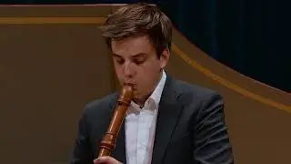 J. S. Bach: Partita in a minor, BWV 827 - Max Volbers (recorder), Olga Watts (harpsichord)