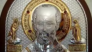 Красивая икона Николая Угодника! Листовое серебро. Гранаты.