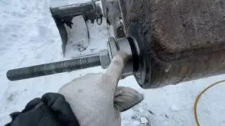 HITACHI 230 | Разбитые втулки .