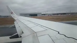 Boeing 738, UNKL - UHBB
