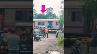 High Speed vintage unique colour train at Goyespur railgate #shorts #train #railway